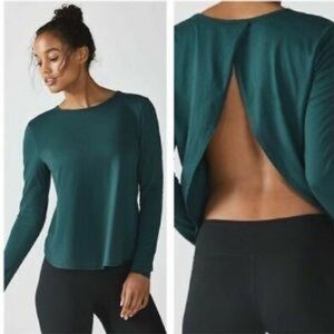 Fabletics Millie open back long sleeve turquoise shirt‎ size small